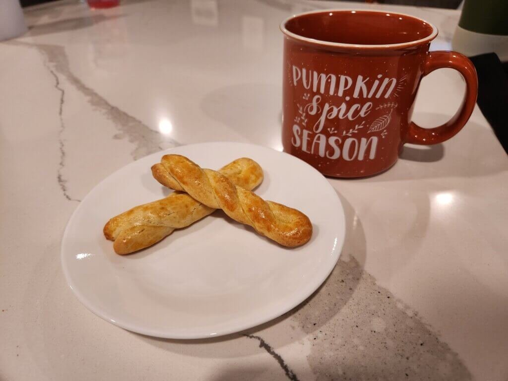 Greek Koulourakia with Coffee for Breakfast