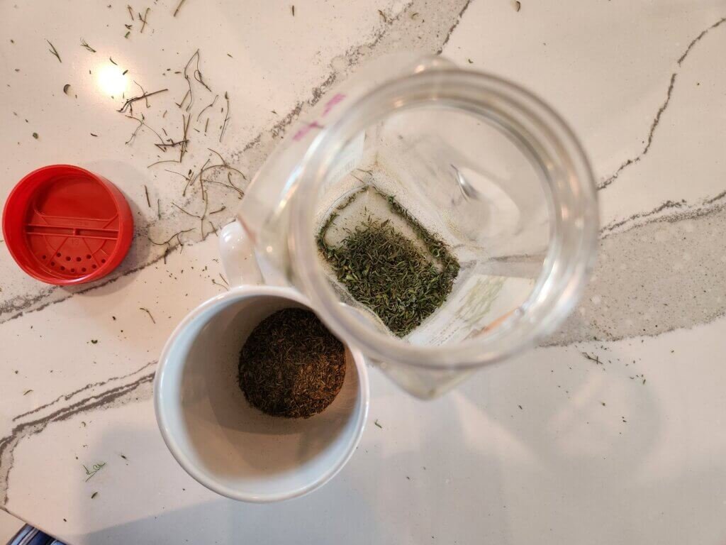 Storing Thyme with First in First Out Method