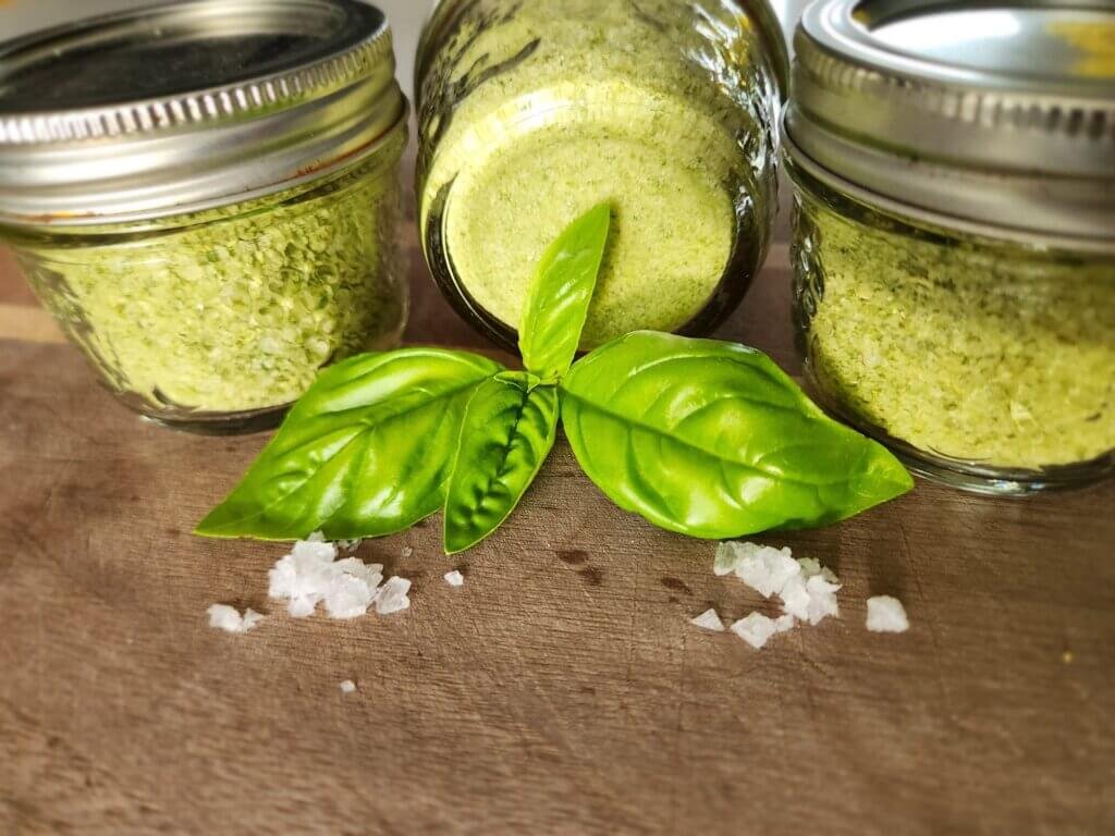 Fresh Basil and Salt make Basil Salt
